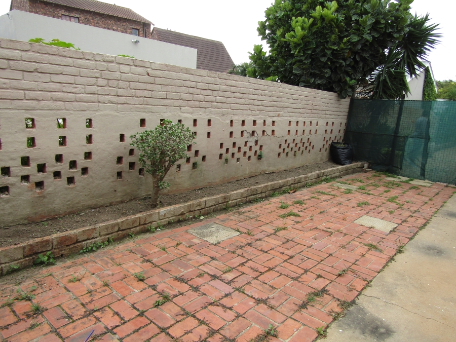 2 Bedroom Property for Sale in Humansdorp Eastern Cape